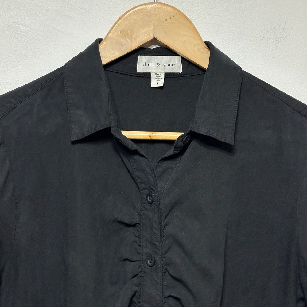Cloth & Stone Ruched Front Tencel Button Down Shirt Womens Small Black Casual - Picture 2 of 9